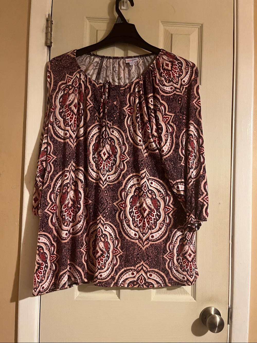 Women's Lu LaRoe
Bohemian Paisley Peasant Top - Brown & Burgundy